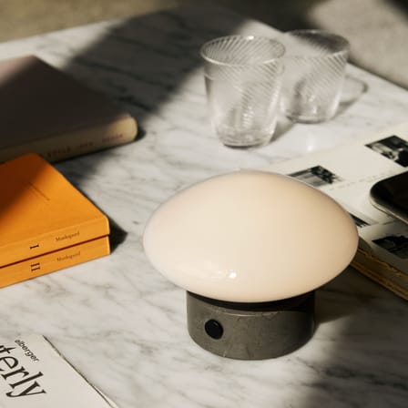 Lampe sans fil rechargeable Mist AP21 marbre gris - &tradition