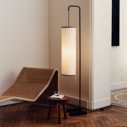 Stehleuchte Silk Lantern textil beige / Naturseide – 1951 - Gubi
