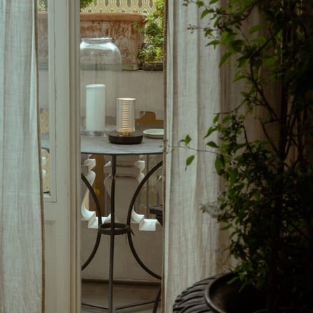 Lampada senza fili ricaricabile Frechin à table LED vetro bianco - DCW éditions