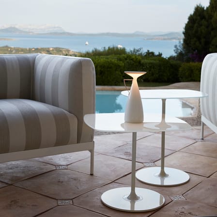 Lampe sans fil rechargeable Camomille LED blanc / By Philippe Starck - Recyclé - Kartell