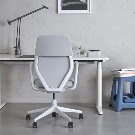 Fauteuil à roulettes ACX Soft tissu gris / Dossier tricot rembourré - Vitra
