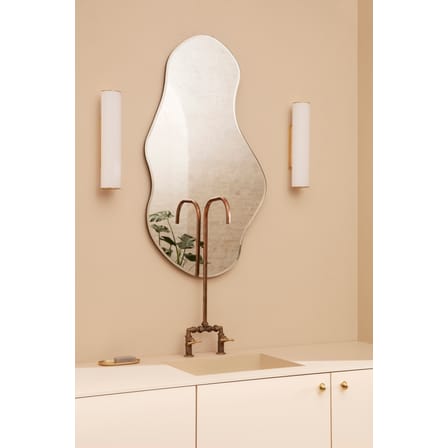 Applique avec prise Vuelta LED verre blanc Small / L 40 cm - Ferm Living