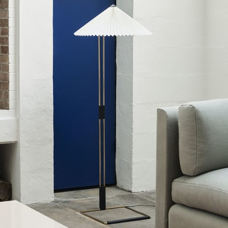 Matin Floor lamp textile purple lavender fabric / Ø 50 x H 129 cm - Hay