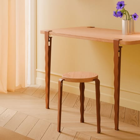 Sgabello Lou Vague by Uchronia legno marrone / Rovere - TIPTOE