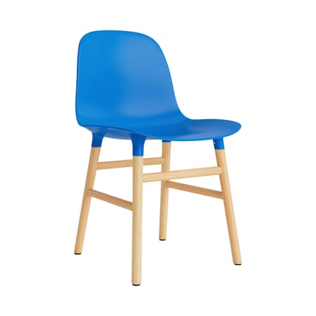 Form Chair plastic material blue / Oak Base, legs - Normann Copenhagen