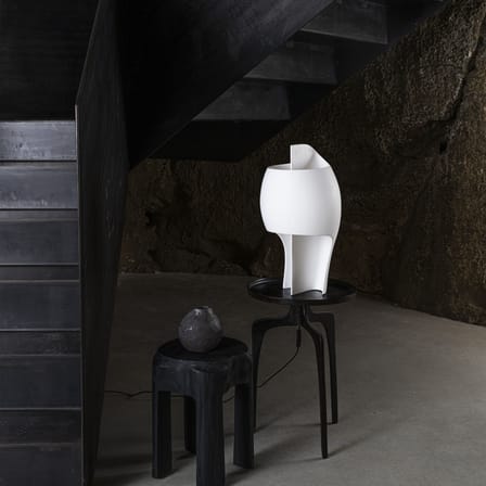 Grande B LED Table lamp stone white / Gypsum - H 51 cm - DCW éditions