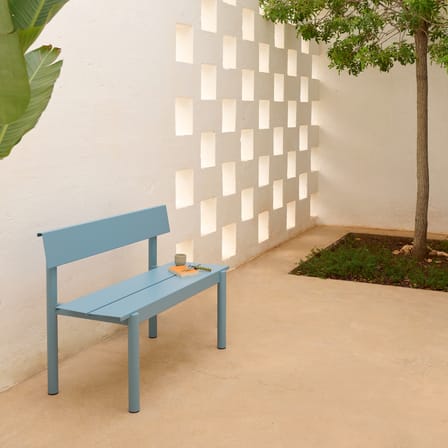 Banc avec dossier Linear métal bleu / L 110 cm - Muuto