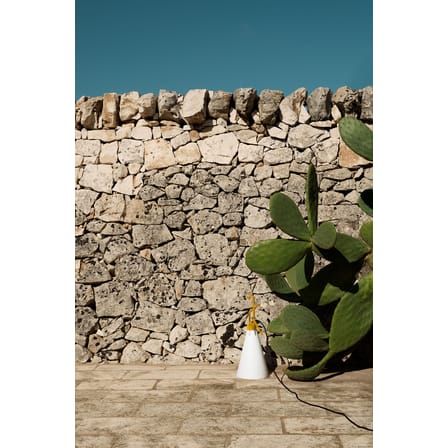 Mayday OUTDOOR Wireless lamp plastic material yellow / H 53 cm, Cable L 500 cm - Konstantin Grcic, 2000 - Flos