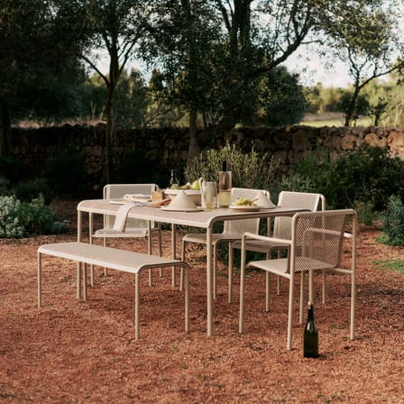 Banc Dapple métal beige / Perforé - L 130 cm - Ferm Living