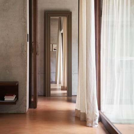 Miroir à poser Oodh métal or / L 58.5 x H 190 cm - Opinion Ciatti
