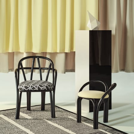 Tabouret rembourré Bistra fibre végétale noir - Gubi