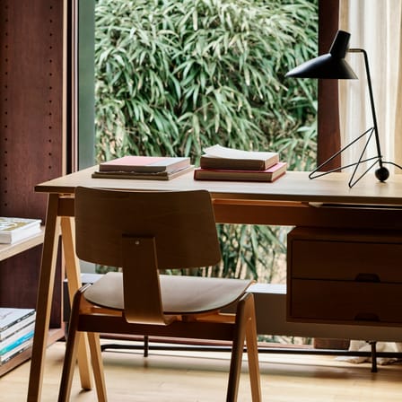 Bureau Daystak RD3 bois naturel / Robin Day, 1951 - &tradition