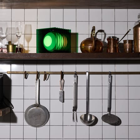Lampe de table Lop Small Square plastique vert / Lauréat Archiproducts Design Award - BANG