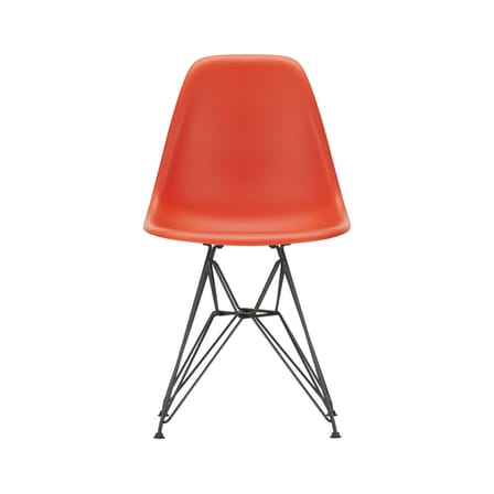 Chaise RE DSR - Eames Plastic Side Chair plastique rouge / (1950) - Pieds noirs / Recyclé - Vitra