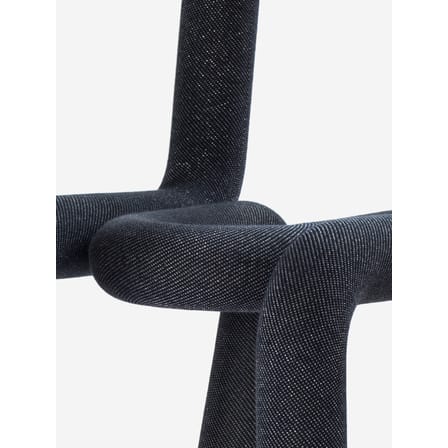 Gepolsterter Stuhl Bold Sparkling textil blau / glitzernder Stoff - Moustache