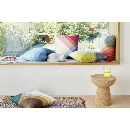 Resting Cat Decoration ceramic white / Small - 27 x 21 cm - Vitra