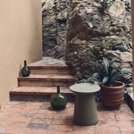 Table d'appoint Earthenware Medium céramique vert / Ø 40 x H 43 cm - HK LIVING