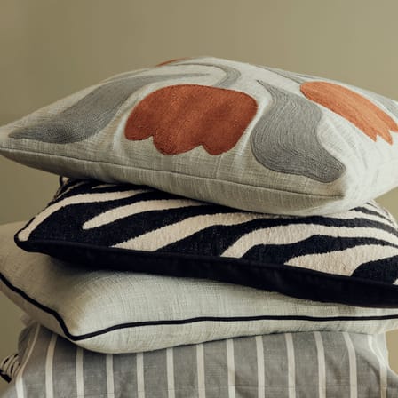 Kissenüberzug Dora textil grün / 50 x 50 cm - bestickt - BROSTE COPENHAGEN