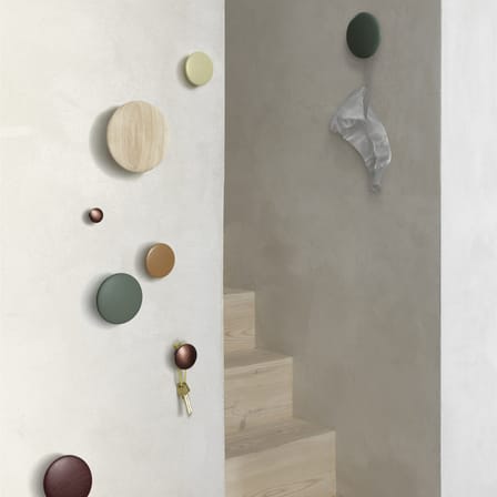 Patère The Dots Wood Small / Bois - Ø 9 cm - Muuto