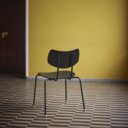Stapelbarer Stuhl VLA26T - Vega Chair holz schwarz / Vilhelm Lauritzen, 1956 - CARL HANSEN & SON