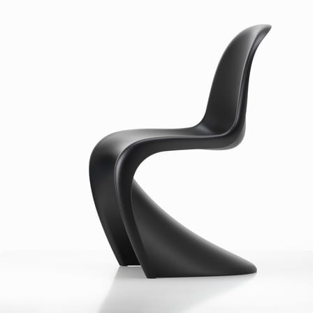 Sedia Panton Chair materiale plastico nero / By Verner Panton, 1959 - Polipropilene - Vitra