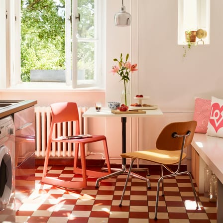 Stapelbarer Stuhl Tip Ton RE plastikmaterial orange / Recycelt - Neigbar & ergonomisch - Vitra