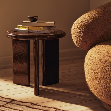 Beistelltisch Deya stein braun / Ø 47 - Betongrau emailliert - Ferm Living