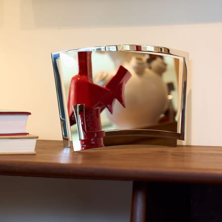 Qua A4 Free standing mirror metal mirror / L 25.5 x H 33.2 cm - BANG