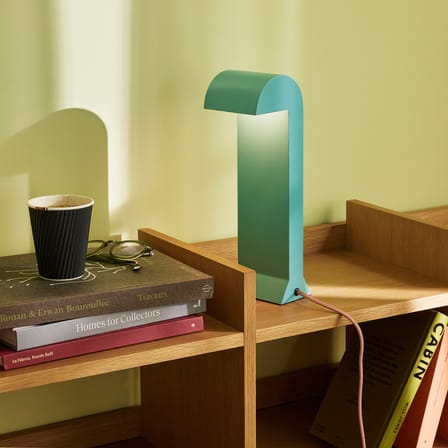 Tischleuchte Soothe LED metall blau - HÜBSCH