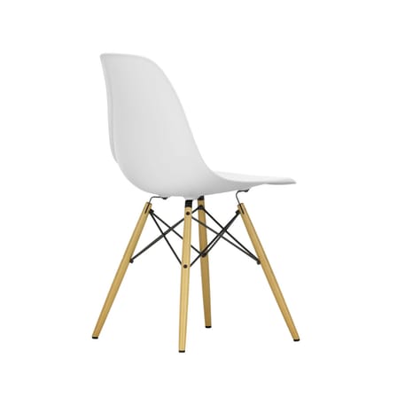Chaise RE DSW - Eames Plastic Side Chair plastique blanc / (1950) - Pieds bois clair / Recyclé - Vitra