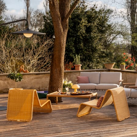Fauteuil bas P3 OUTDOOR / Rotin synthétique tressé main - Réédition 1964 - Gubi