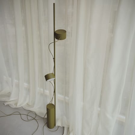 Lampadaire Post métal vert / LED - 2 spots aimantés orientables - Muuto