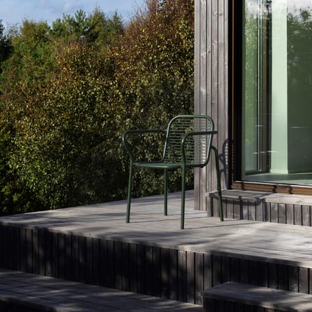 Fauteuil de repas empilable Vig métal vert - Normann Copenhagen