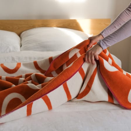 Plaid Swirl orange / 150 x 200 cm - NOO.MA