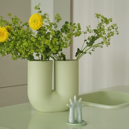 Vase Kink céramique vert / Earnest Studio, 2018 - H 26,3 cm - Muuto