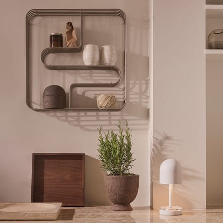 Curva Wall shelf metal beige / Utensil - 45.5 x 45.5 x D 9 cm - AYTM