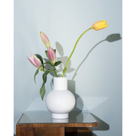 Vase Strøm Extra Large céramique gris / H 33 cm - Fait main / Nicholai Wiig-Hansen, 2016 - raawii