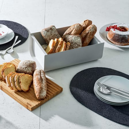 Boîte à pain Mattina métal bois gris / bambou - 34 x 21 cm - Alessi