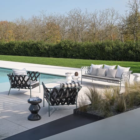 Fauteuil rembourré Inout 851 gris / Sangles élastiques - Coussins INCLUS - Gervasoni