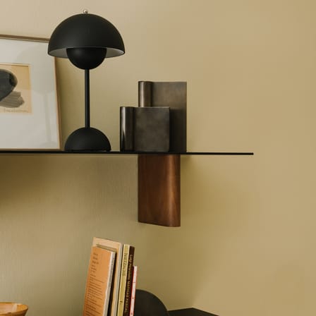 Lampe sans fil rechargeable Flowerpot VP9 plastique noir / Ø 16 x H 29 cm - Verner Panton, 1968 - &tradition