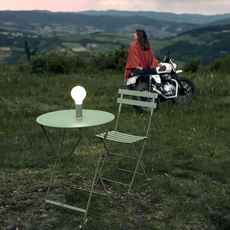 Table pliante Bistro métal marron / Ø 60 cm - Acier / 2 personnes - Fermob