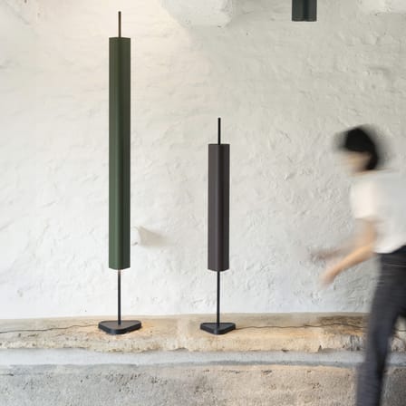 Lampe de table Emi métal vert / Erwan Bouroullec , 2023 - Flos