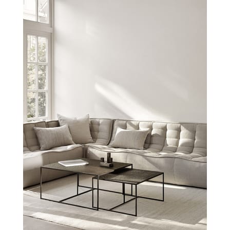Set de 2 tables gigognes Pentagon / Plateaux sculptés main - Ethnicraft