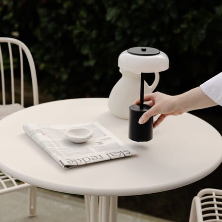 Blossi LED Wireless rechargeable outdoor lamp plastic material black / H 26 cm - NUURA