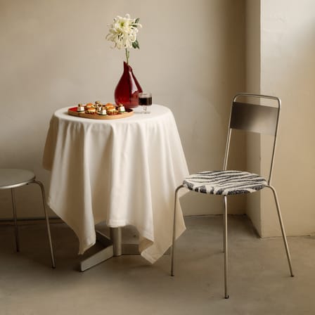 Chaise empilable Petit Rond INDOOR métal / Assise tissu zèbe - Frama 