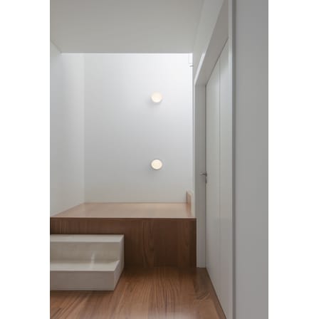 Applique Dots LED plastique rouge / Ø 17,5 cm - Vibia