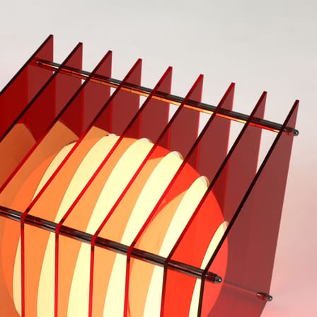 Lampe de table Lop Big Square plastique rouge / Lauréat Archiproducts Design Award - BANG