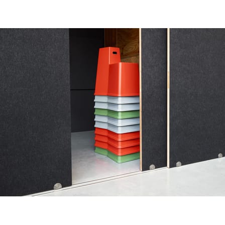Tabouret Stool-Tool plastique rouge / Multifonction - Vitra