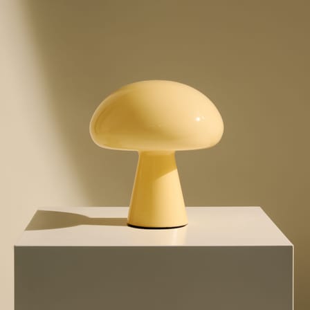 Lampada da esterno ricaricabile senza fili Obello LED vetro giallo / Bill Curry, 1971 - Gubi