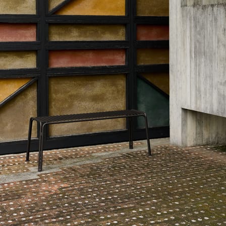 Thorvald SC112 Bench metal black / L 125 cm - &tradition